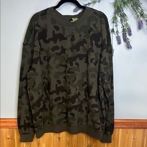 Men’s Camo Crewneck Sweatshirt